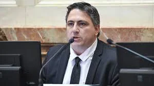 La provincia quiere fundir a Francisco Paoltroni con un juicio fraudulento