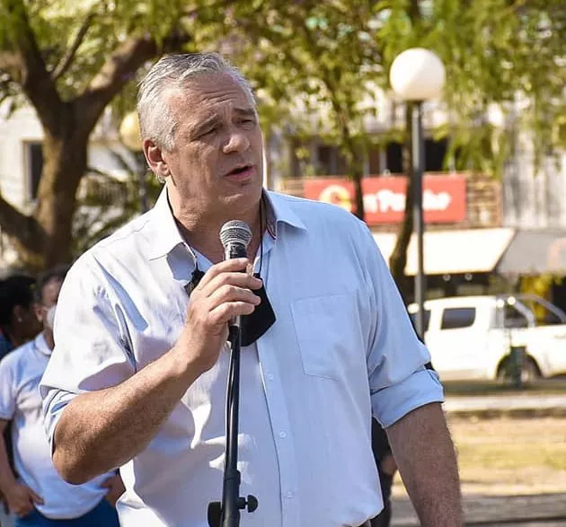 00-fernando carbajal