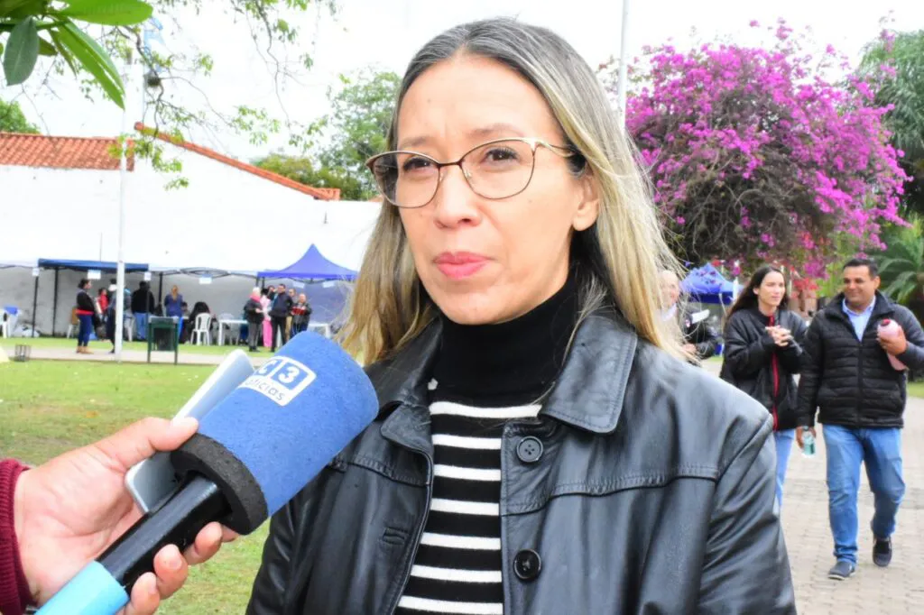 la-doctora-Laura-Filippini-directora-de-Coordinacion-de-Establecimientos-de-Atencion-de-1°-y-2°-Nivel-1024x682