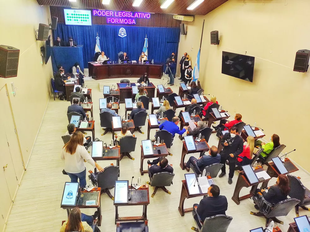 IMG_20220512_183720135-01