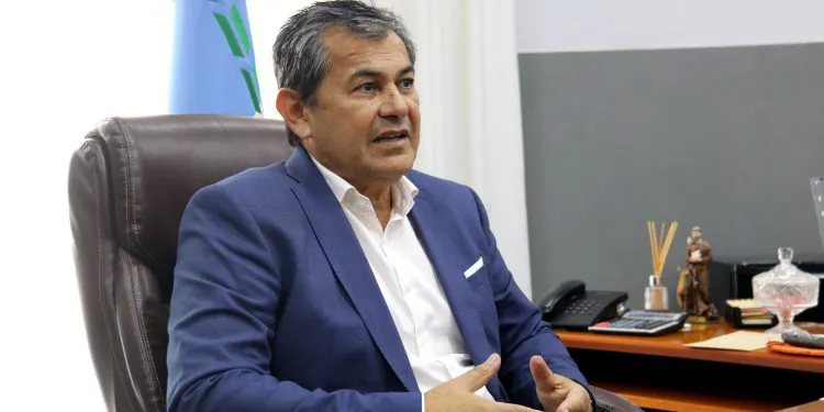 Atilio-Basualdo-Las-Lomitas-750x375