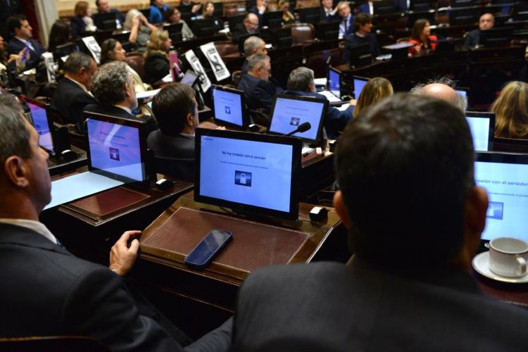 Senado-sin-sistema-aprobo-jubilaciones
